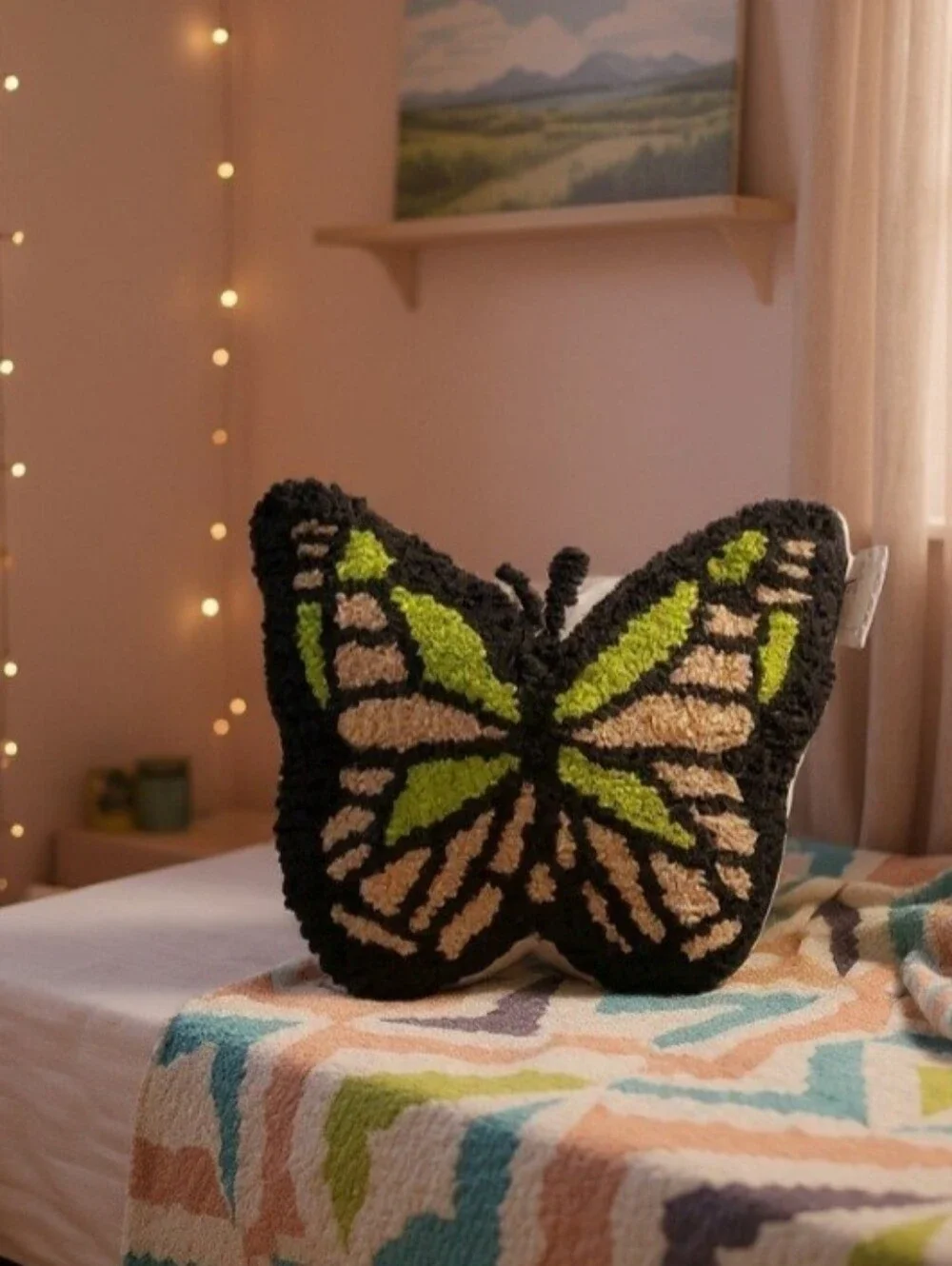 Teen Home Zadora butterfly-shaped decorative throw pillow 18